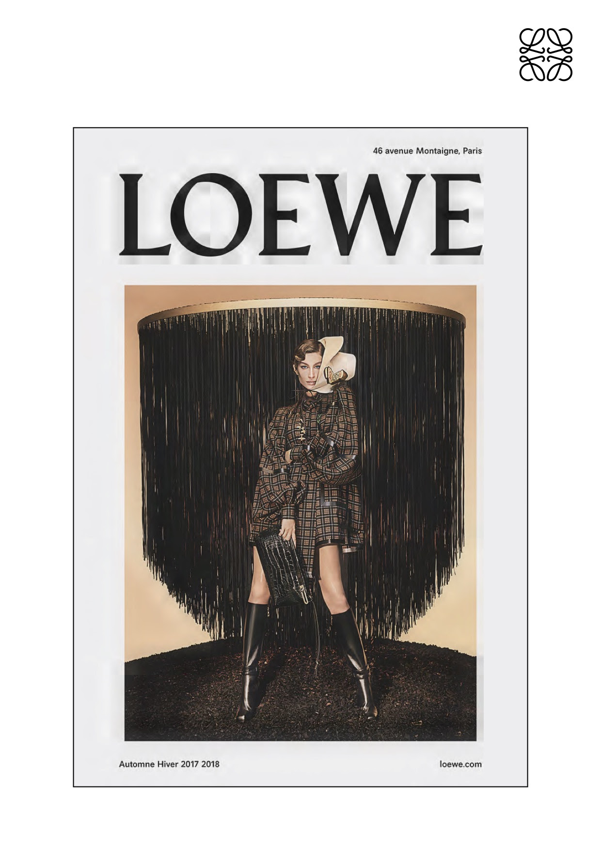 LOEWE 2017-2018 Fall Winter 限定カタログ LOEWE previews their FW17 campaign featuring Gisele Bündchen – HERO