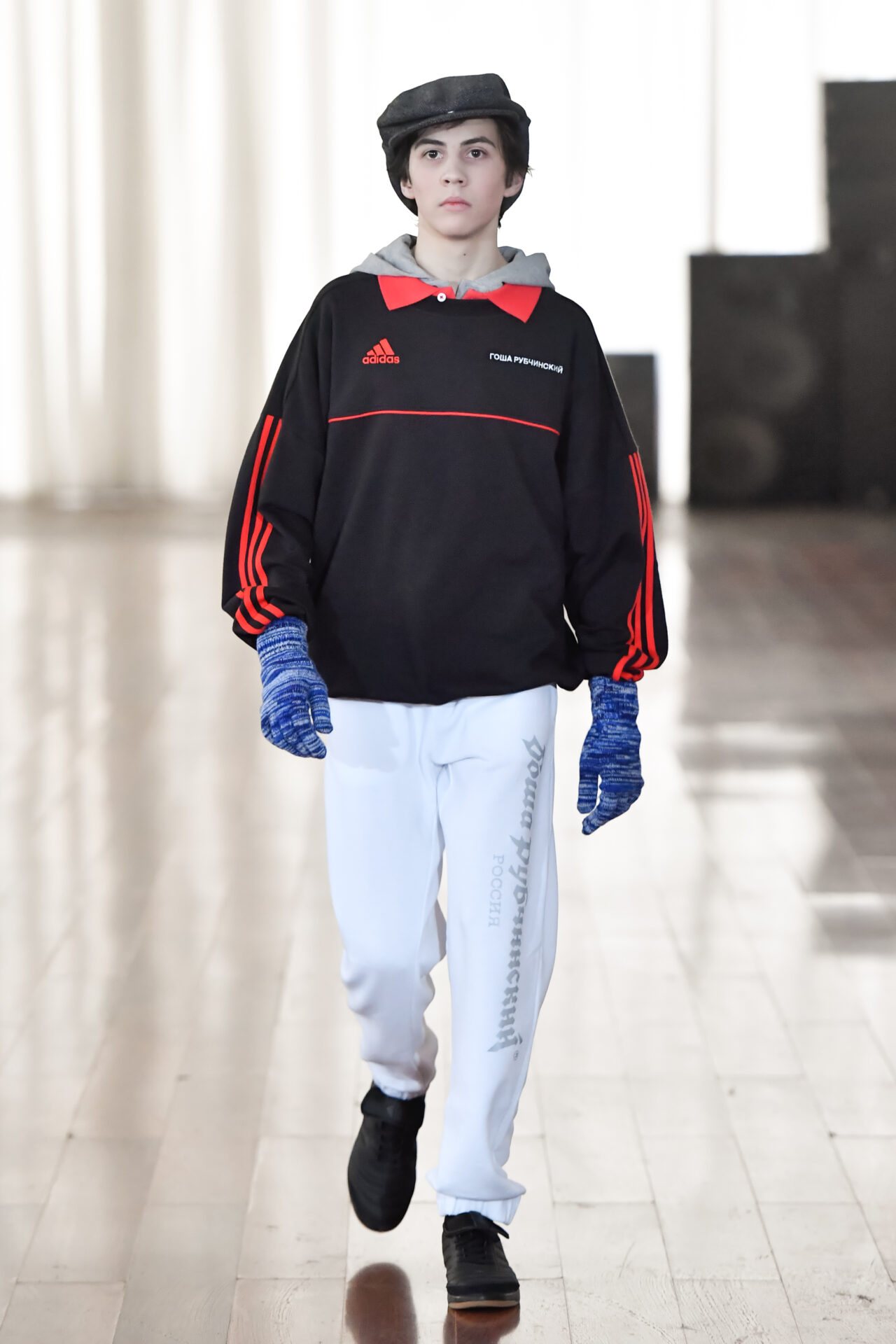 S 新品 18AW Gosha Rubchinskiy × adidas TRACK PANTS ジャージ