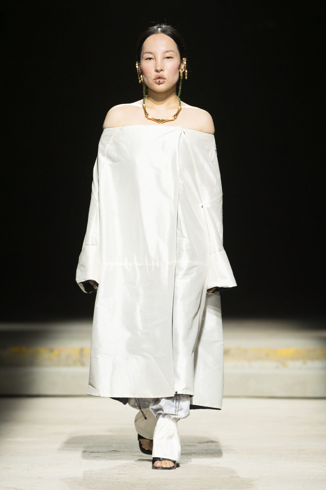 Fashion East Asai Ss18 Hero