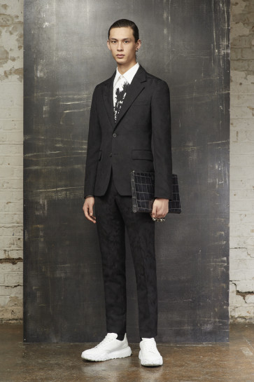 MCQUEEN-HERO-4-363x545.jpg