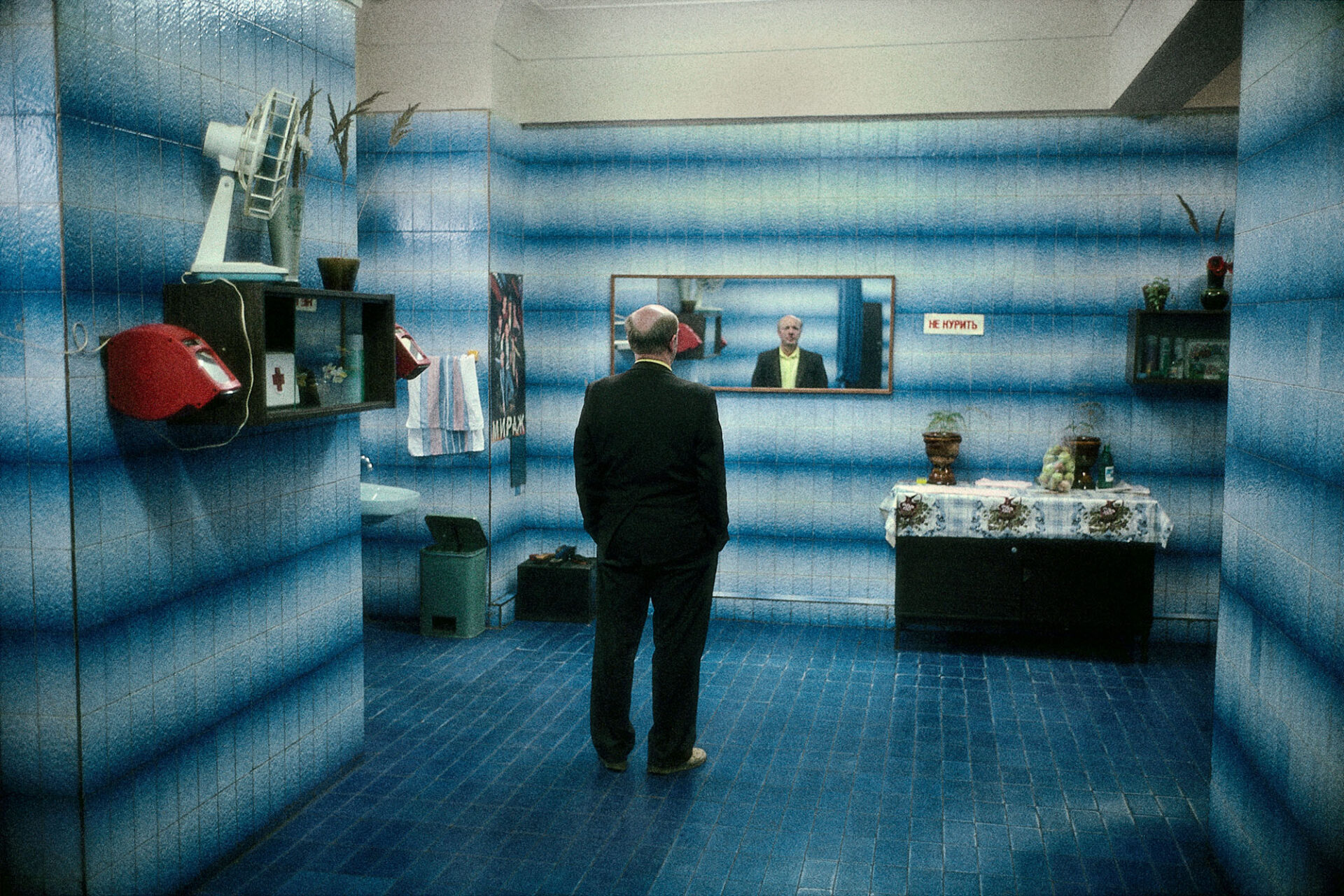 Magnum's 10th Square Print Sale charts photography's enduring ties