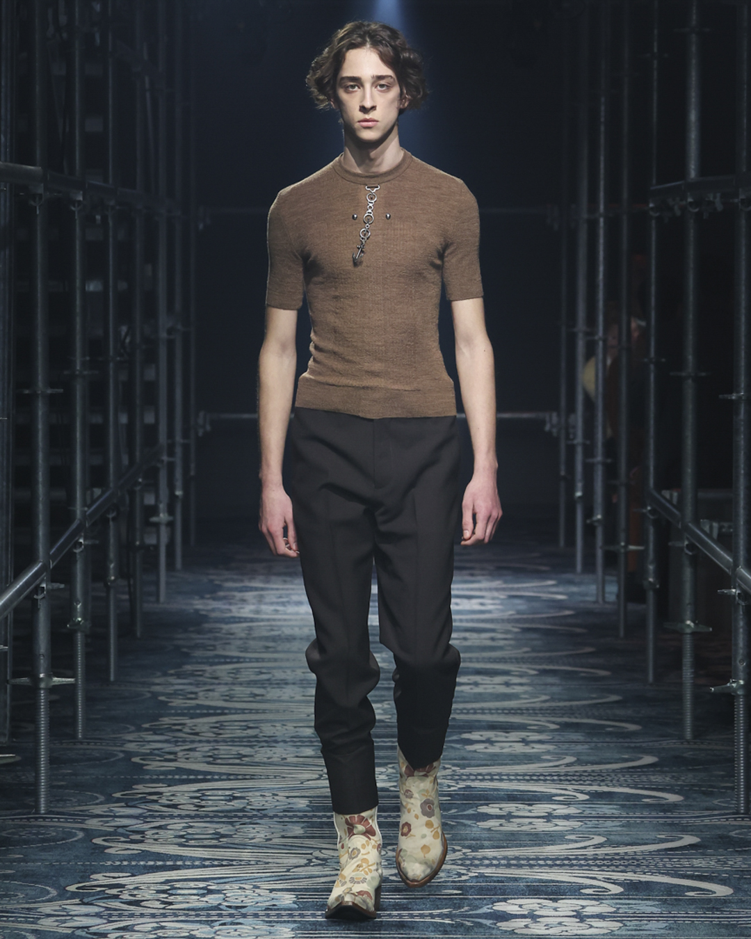 Prada FW25: living on instinct, listening to David Lynch <3 – HERO