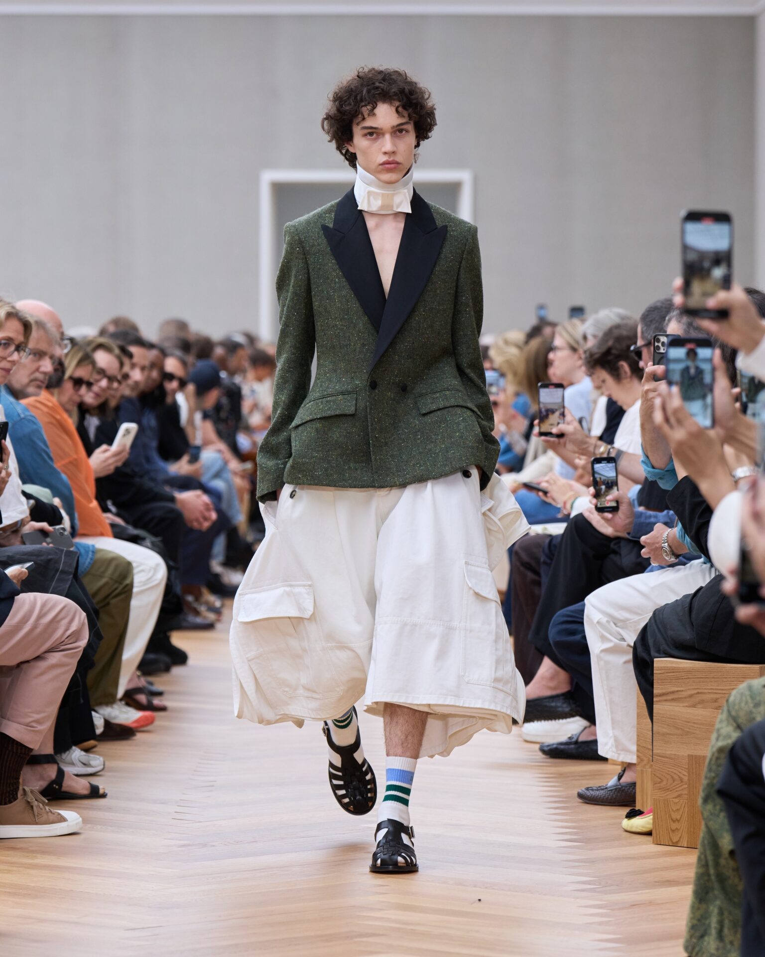 dior homme 06ss ジャンク品　サスペンダー Jonathan Anderson's Dior grunge dandies – HERO