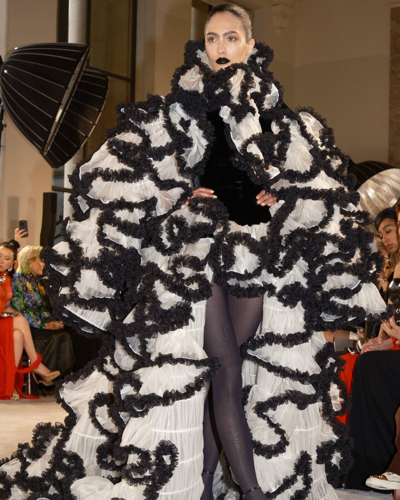 小物 Rick Owens MITTENS Rick Owens Mink Fur and Fox Leather Gloves £1,897 – HERO