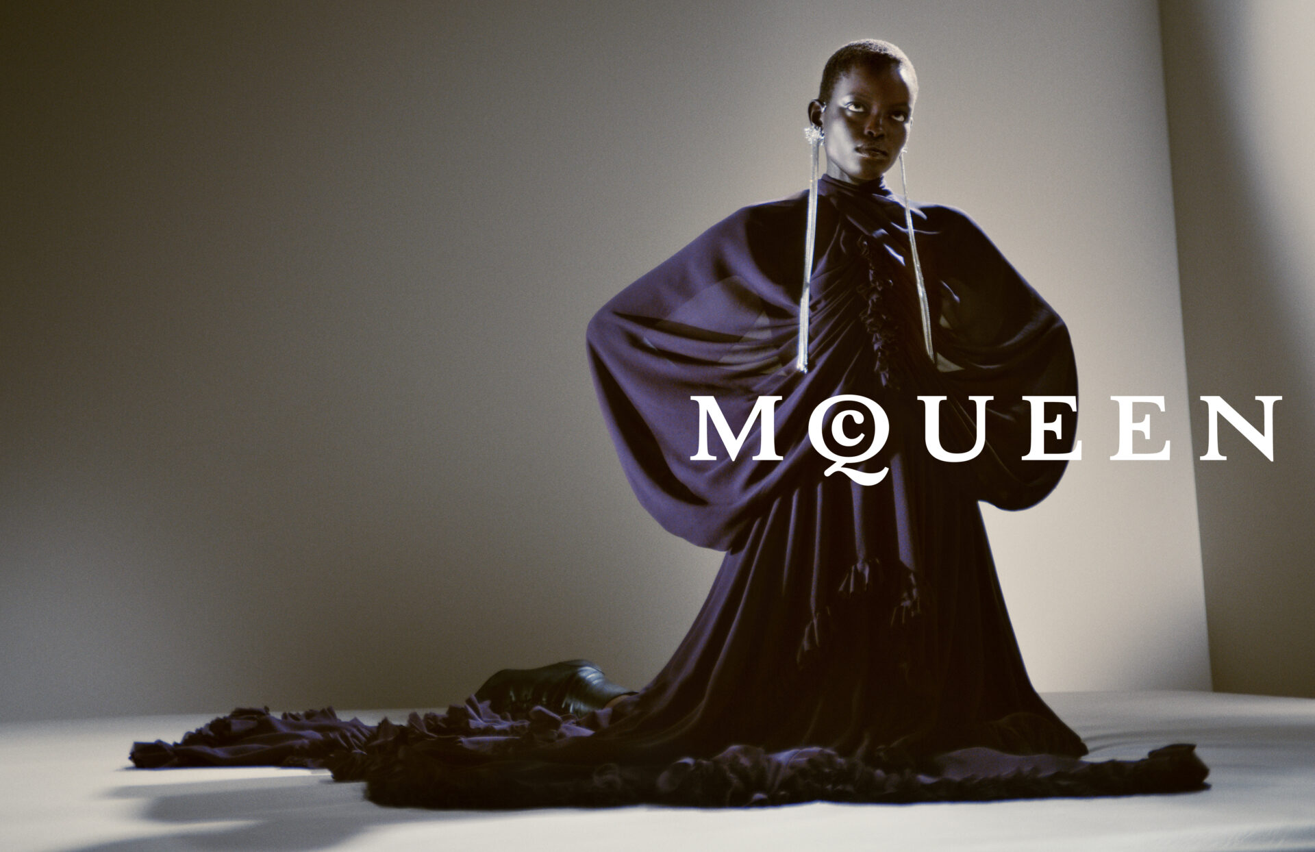 Alex Consani fronts McQueen's new Gothic campaign – HERO