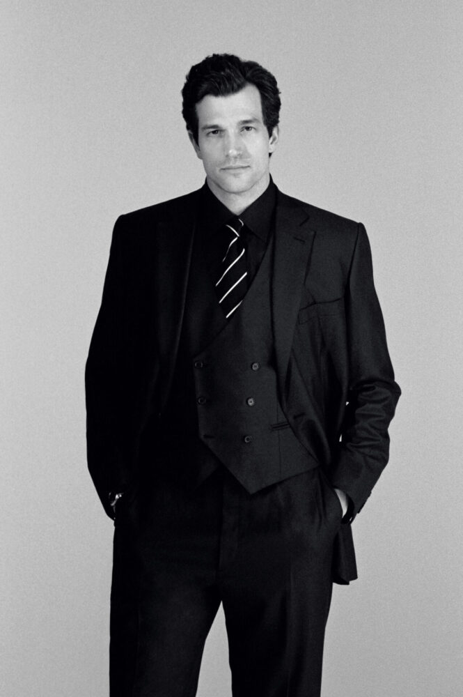 Paul-Anthony-Kelly_HERO-USA-1_compressed